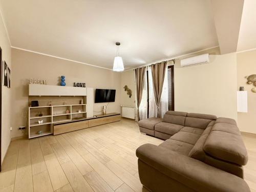 Infinity Home — 4-Star Luxury Hotel in Palermo, Italy