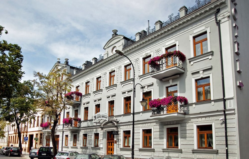 Hotel Herman - carbon neutral hotel in Plock