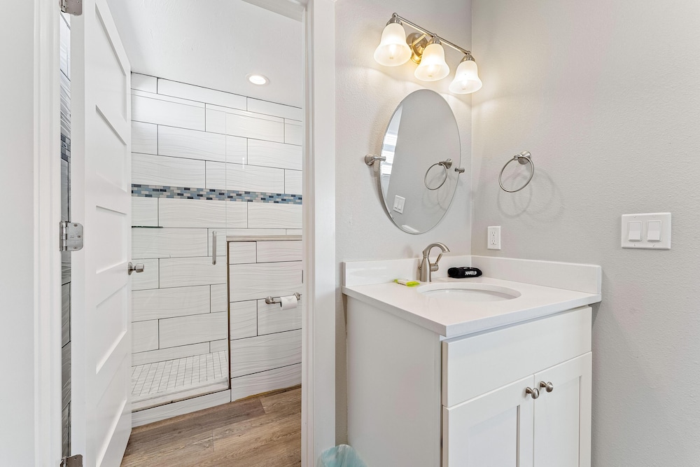 Fanta Sea 53 By Beachside Management — 4-Star Luxury Hotel in Siesta Key, United States