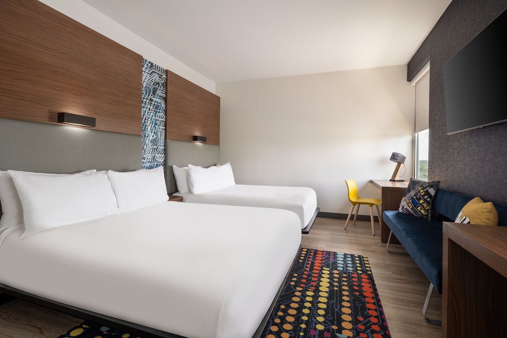 Aloft Beachwood - photo 7