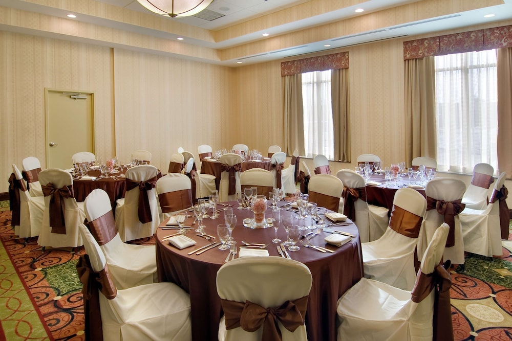 Hilton Garden Inn Cleveland East Mayfield Village - photo 22