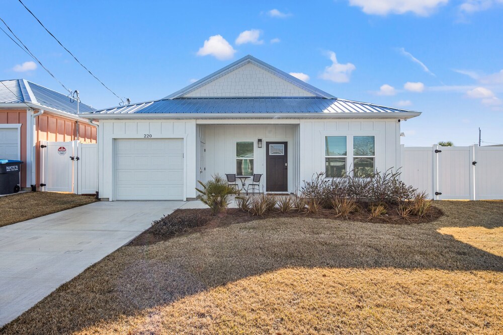 Laguna Haven 3BR 2BA Sleeps 7 Your Perfect Escape in Panama City Beach, United States