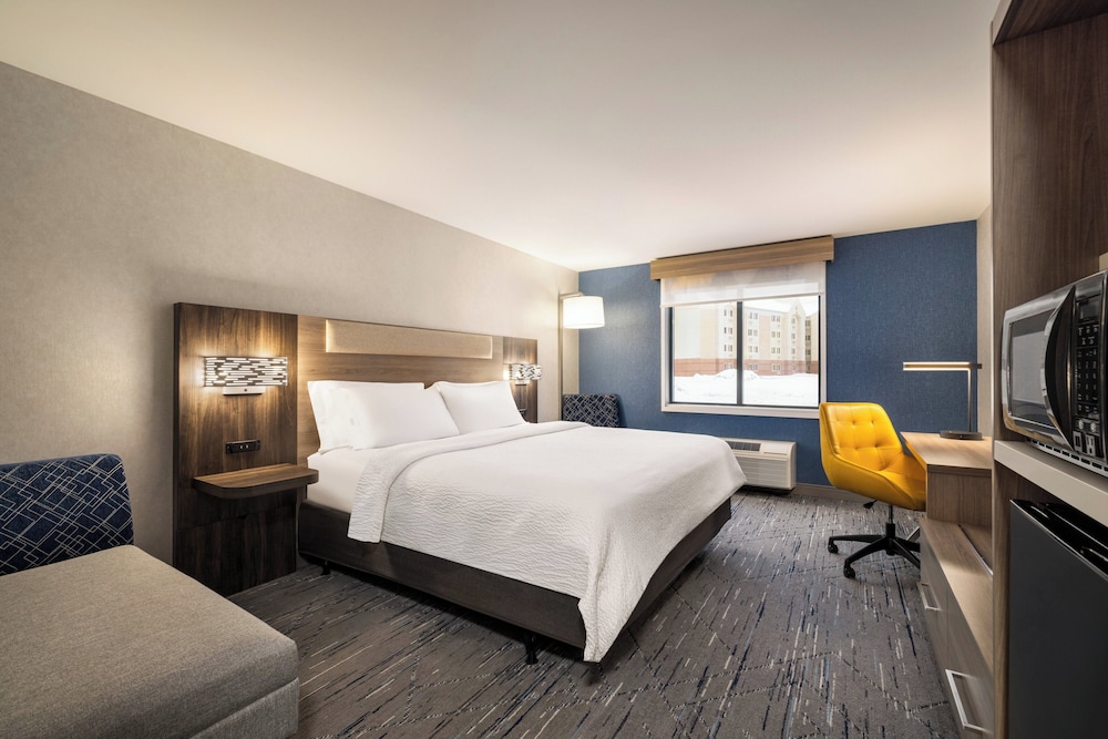 Holiday Inn Express Syracuse Airport by IHG - photo 7