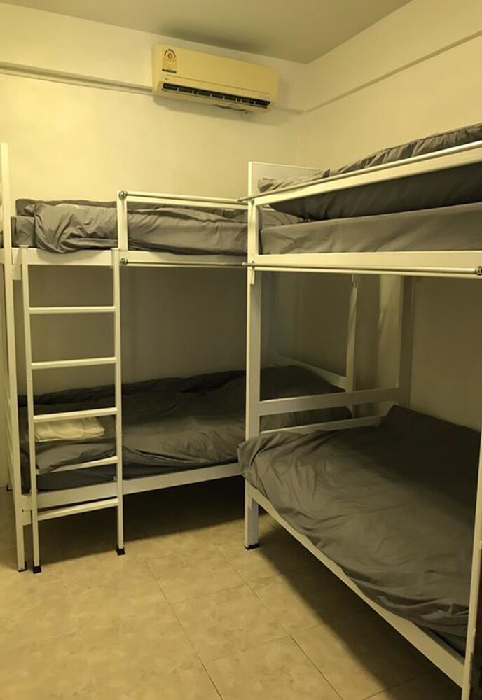 Yellow Hostel