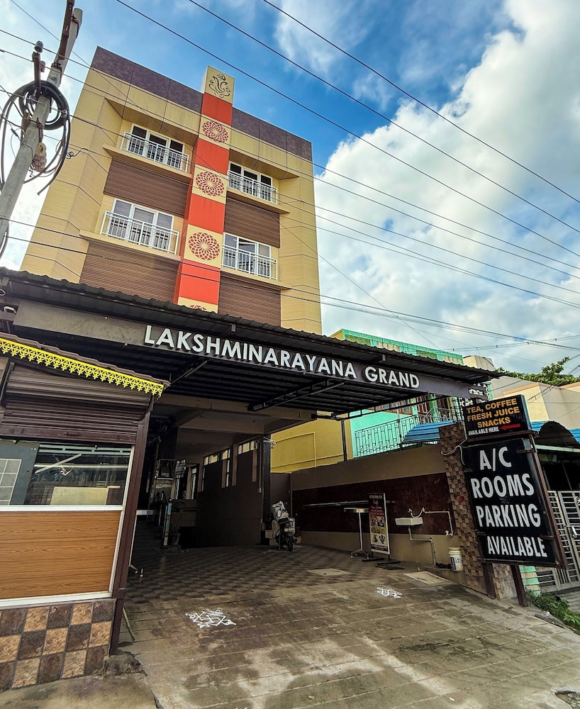 Lakshmi Naraya Grand in Kanchipuram, India