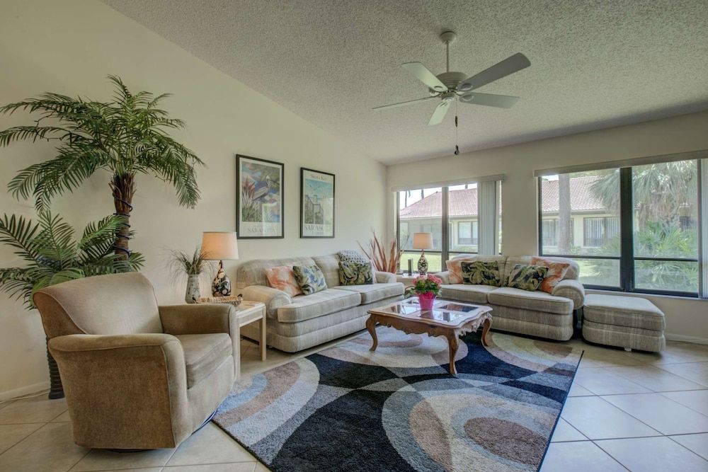 White Pine Court - photo 23