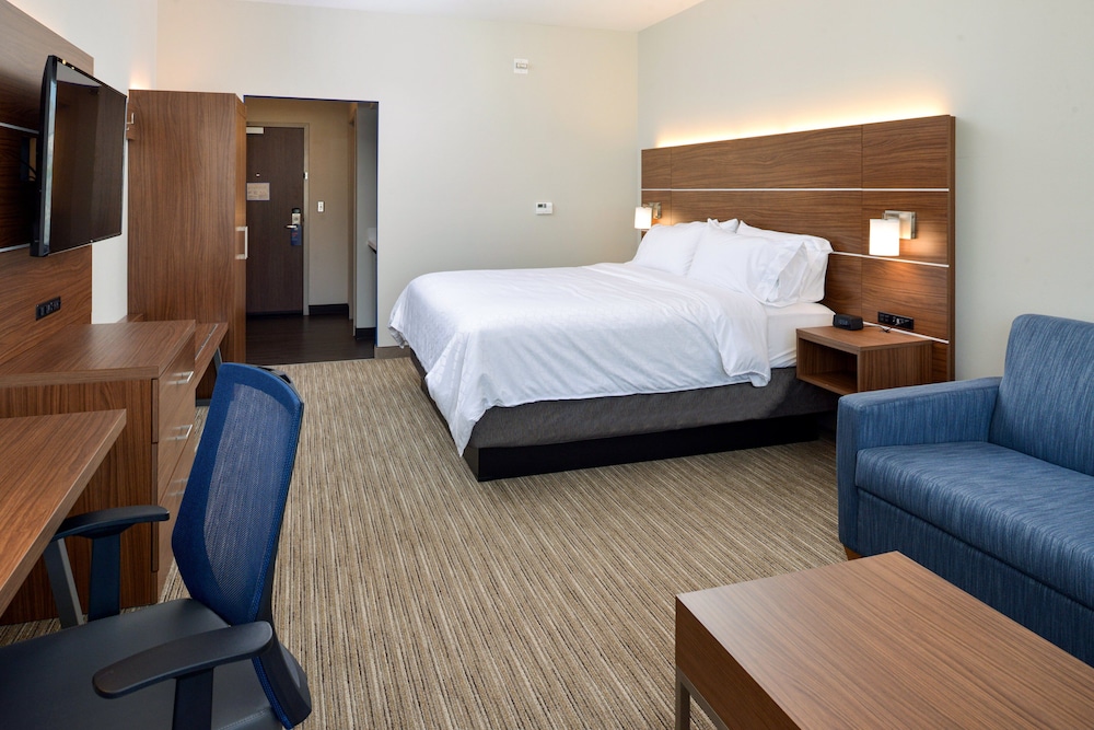 Holiday Inn Express & Suites Elko by IHG - photo 13