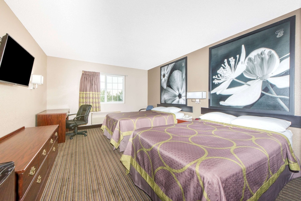 Super 8 by Wyndham Neosho - photo 43