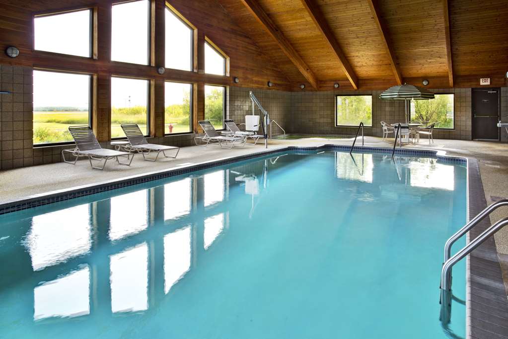 AmericInn by Wyndham Baudette - photo 15