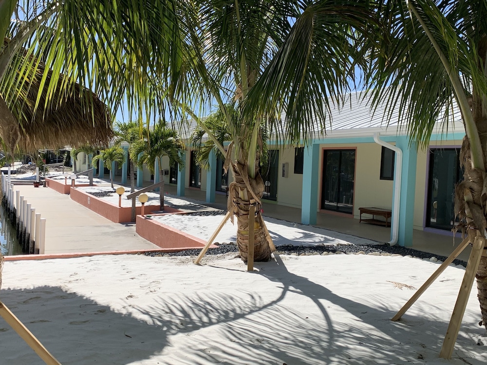 Off the Charts Inn & Out Island Resort - photo 32