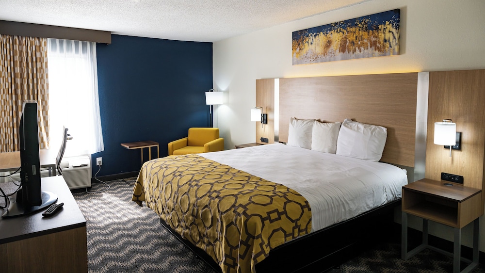 Baymont by Wyndham Greensboro Coliseum - photo 5