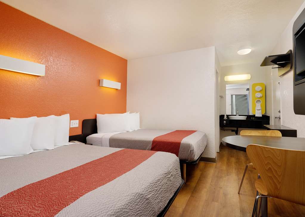 Motel 6 Camarillo CA - photo 17