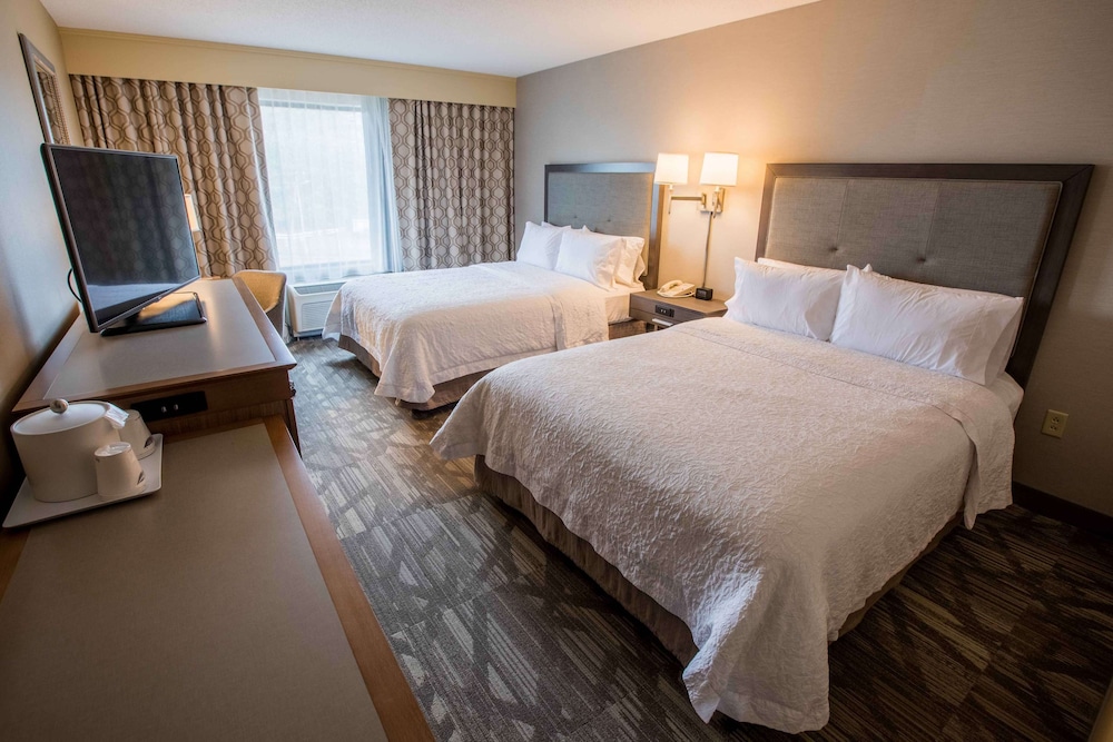 Hampton Inn & Suites Tilton - photo 17