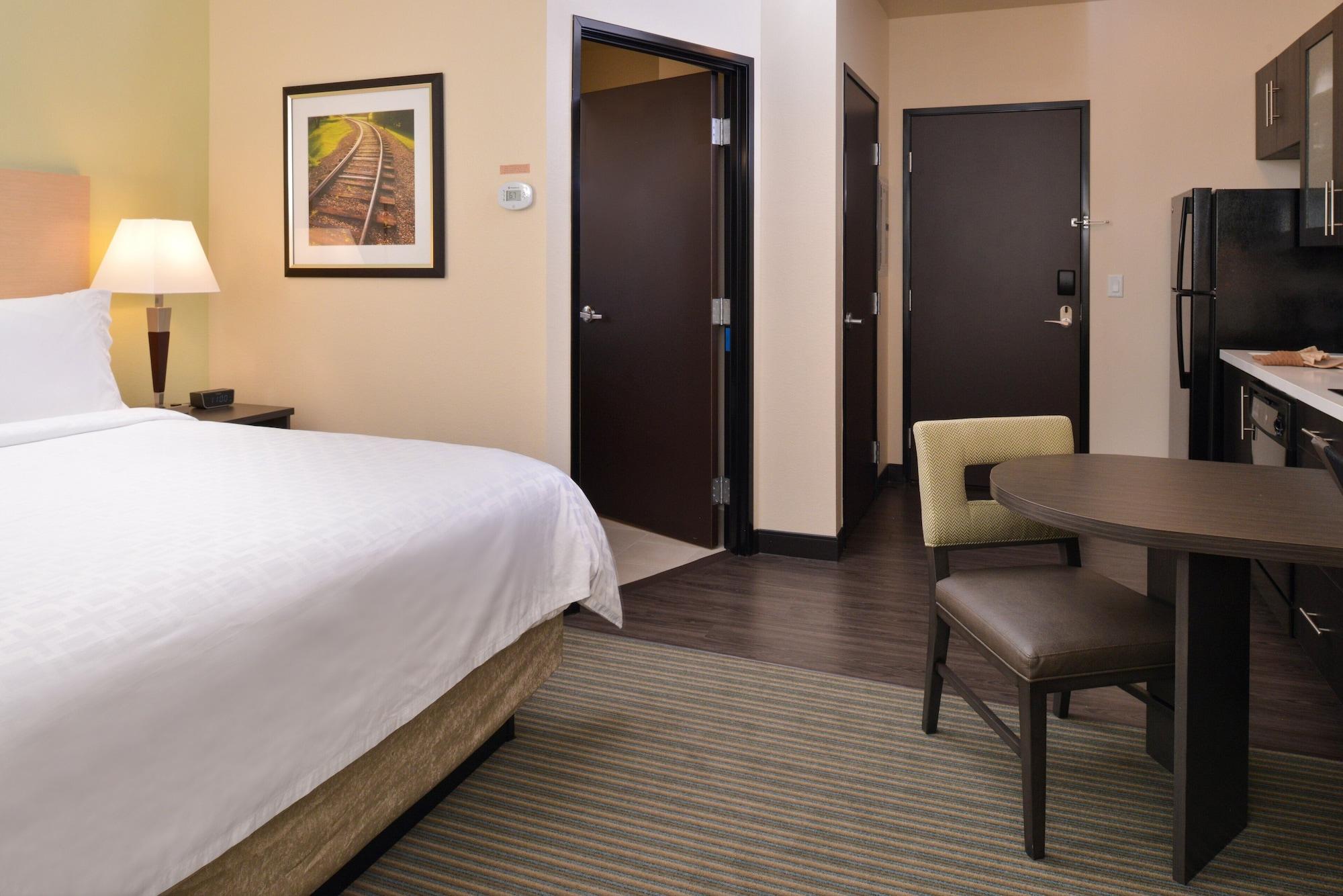 Candlewood Suites Austin Airport by IHG - photo 7