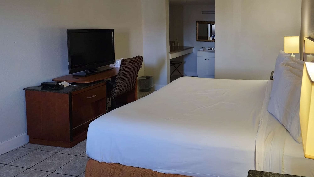 Motel 6 Henderson NV - photo 10