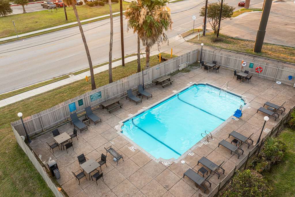 La Quinta Inn by Wyndham Corpus Christi North - photo 58