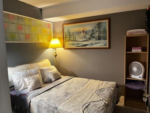 Grie hunting quite room