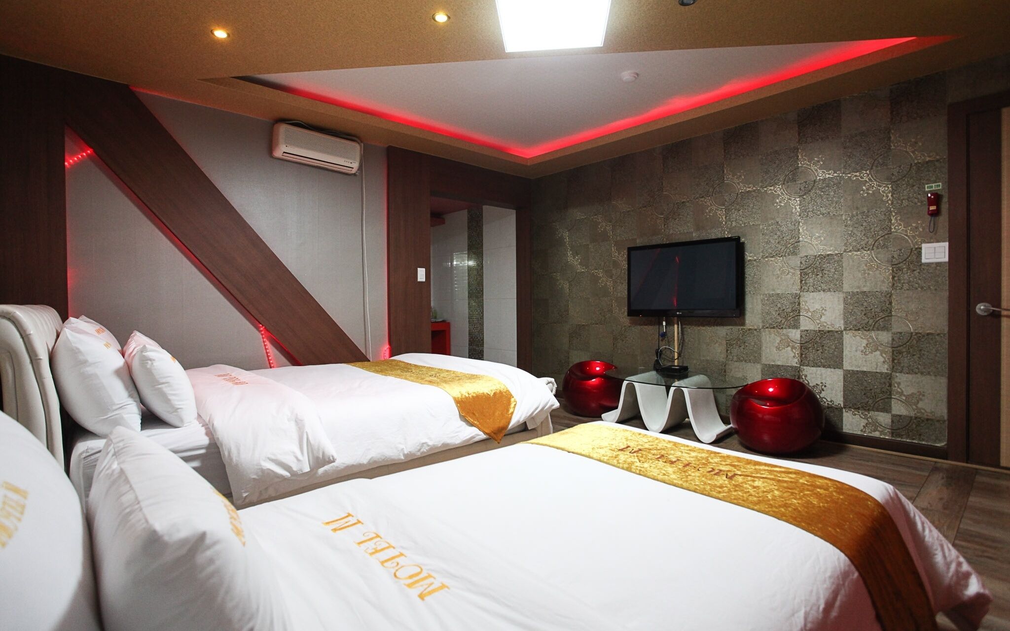 Taebaek M in T'aebaek, South Korea