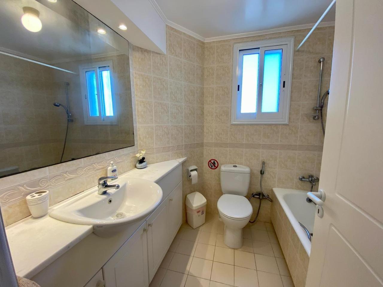 Sea Front Villa Ekaterina