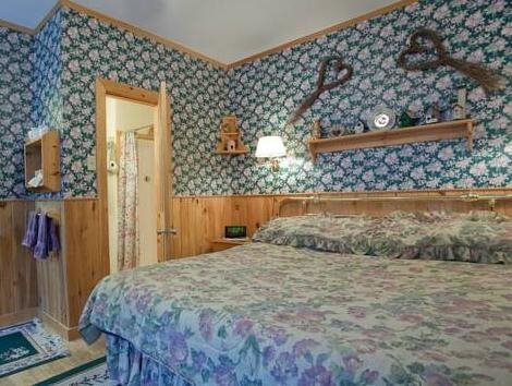 Earle of Leinster Inn Style B & B — 4-Star Luxury Hotel in Saint John, Canada