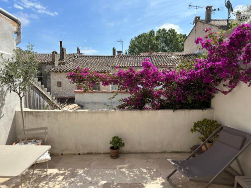 Appartements 3 étoiles terrasse ou patio intra muros — 4-Star Luxury Hotel in Aigues-Mortes, France