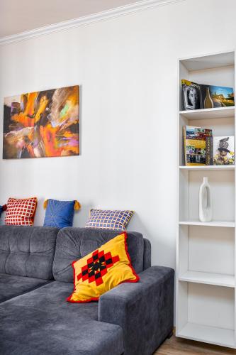 LE Home Cozy 2 BR apartment in Saburtalo