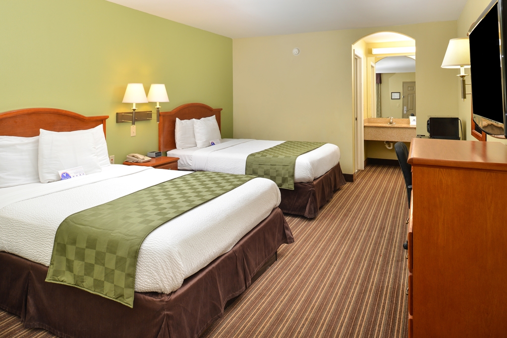 Americas Best Value Inn & Suites University Ave - photo 13