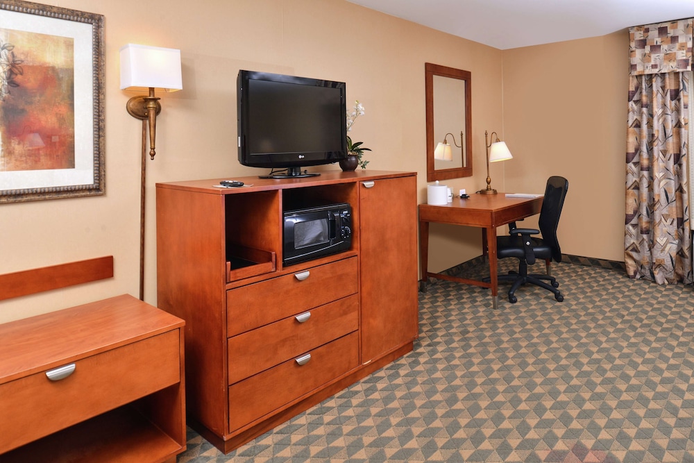 Hampton Inn Harrison - photo 5