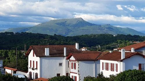 Infinity View Bidart - carbon neutral hotel in Bidart