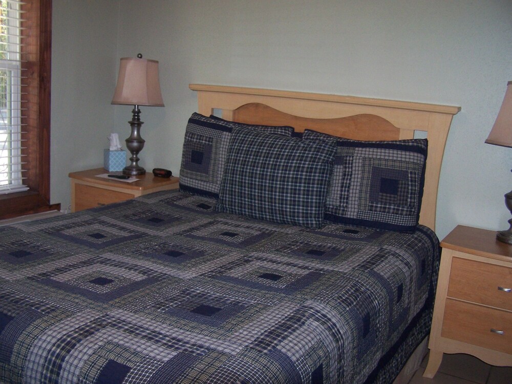Blanco County Inn - photo 38