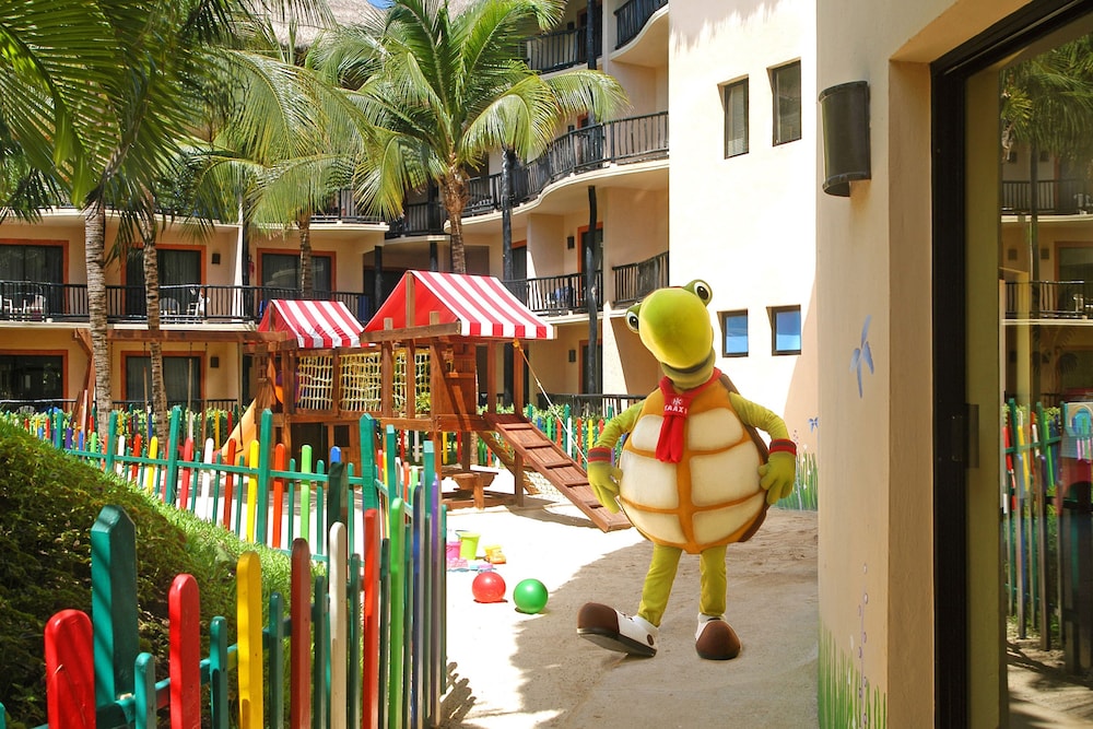 Children's play area - outdoor