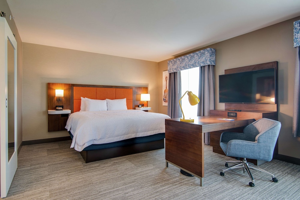 Hampton Inn & Suites Nashville North Skyline - photo 15
