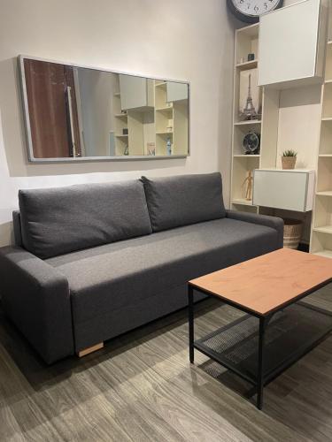 Place de la Bastille - last minute hotel in Paris