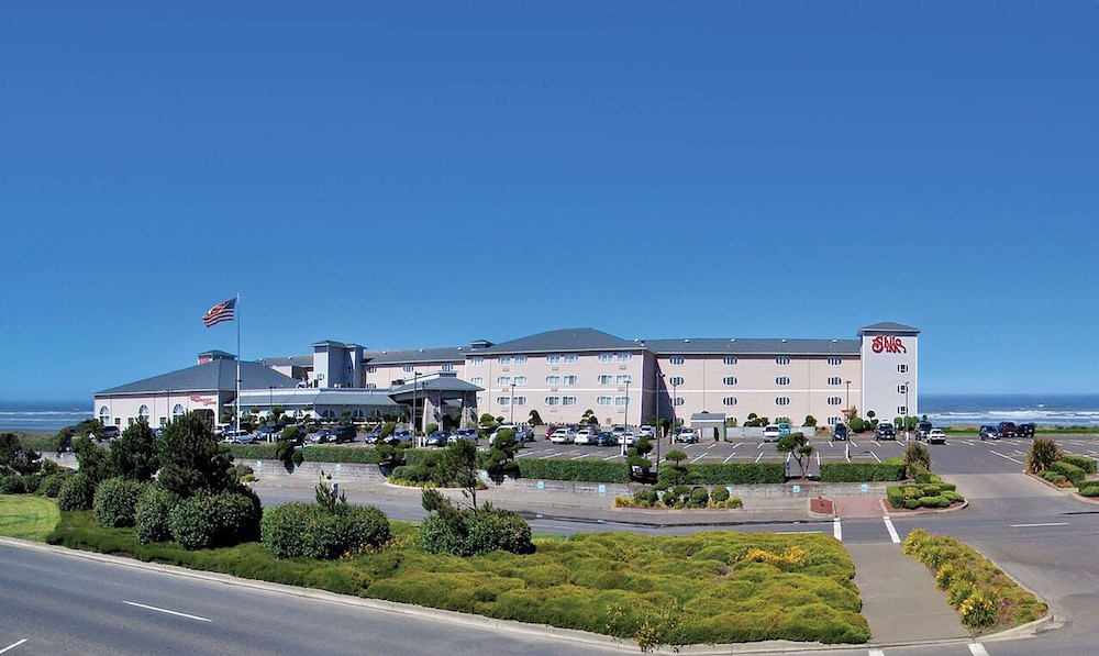 Shilo Inn Suites Hotel Ocean Shores in Ocean Shores, United States