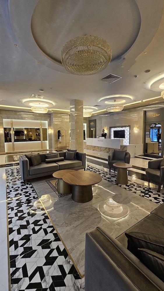Roccia Downtown Hotel — Van — photo 3