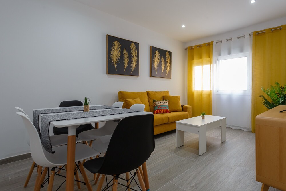 El TESORO de la Caleta by Cadiz4Rentals — 4-Star Luxury Hotel in Cadiz, Spain