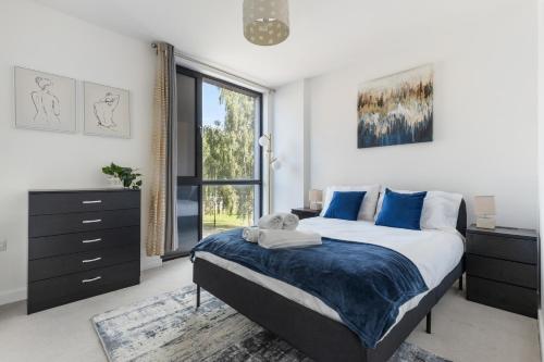Central Town Centre Gatwick Free Parking — 4-Star Luxury Hotel in Crawley, United Kingdom