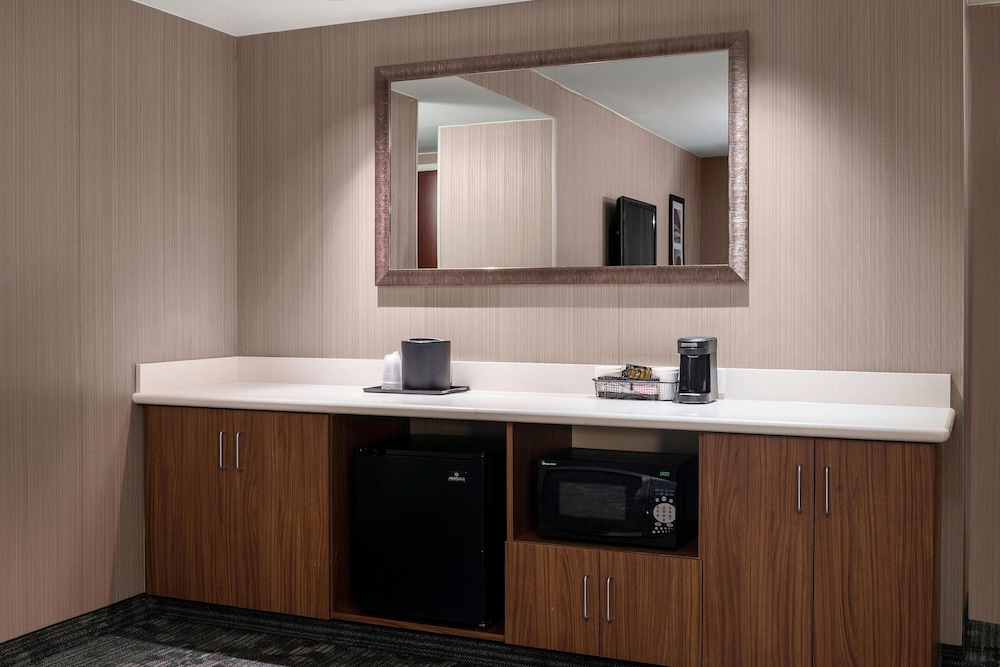 Courtyard by Marriott Seattle Federal Way - photo 22