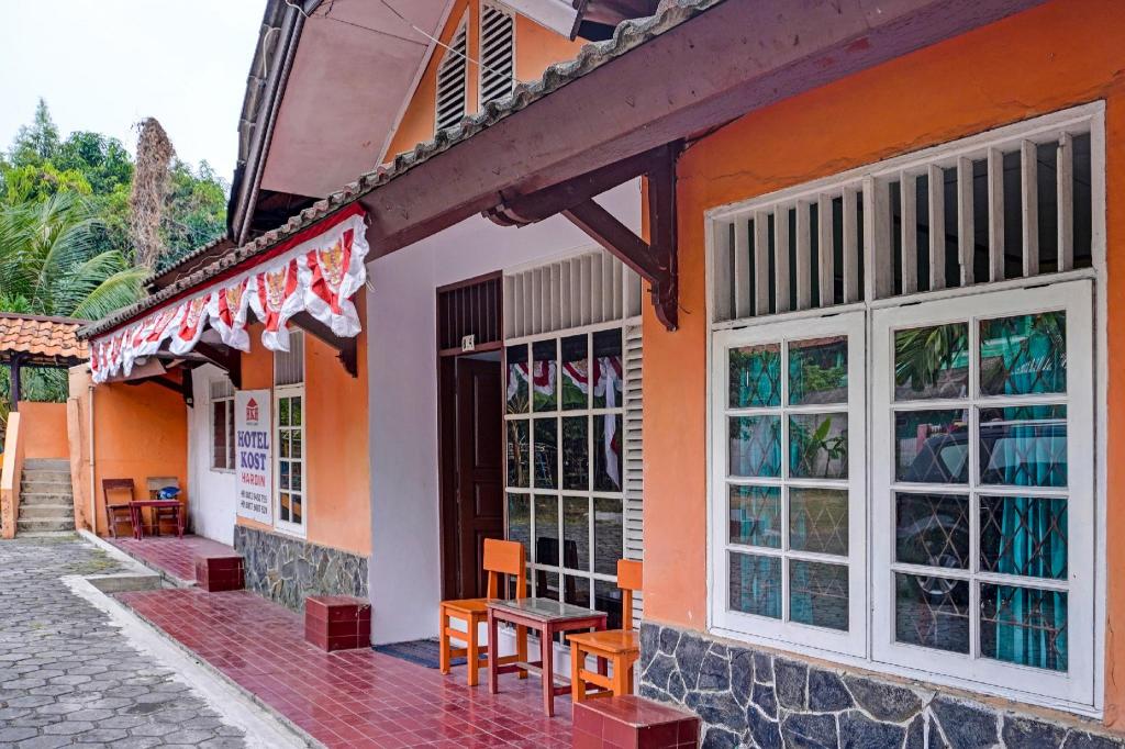 91655 Hotel Hardin Syariah — Bekasi — photo 2