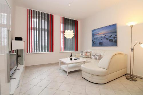 Haus Fortuna Fewo 1 LUV — 4-Star Luxury Hotel in Ostseebad Kuehlungsborn, Germany