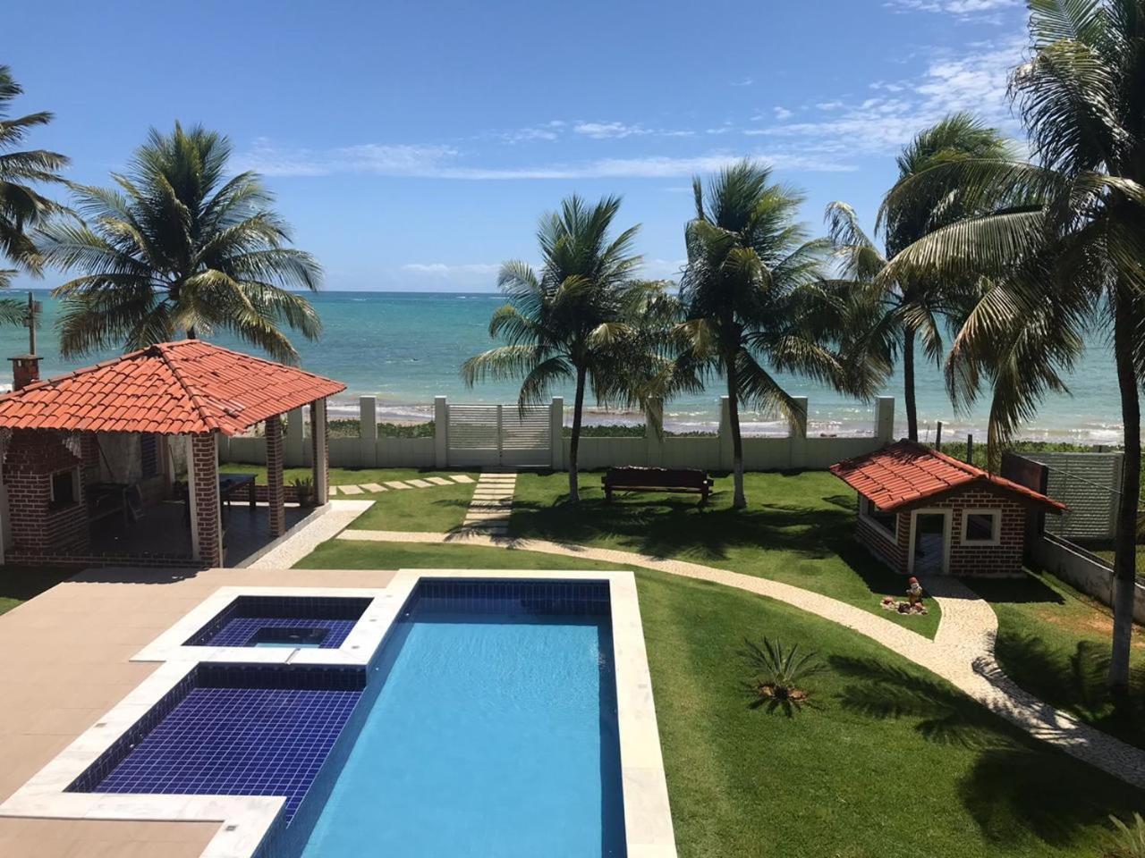 Ampla Casa Na Beira Mar de Maragogi — 4-Star Luxury Hotel in Maragogi, Brasil