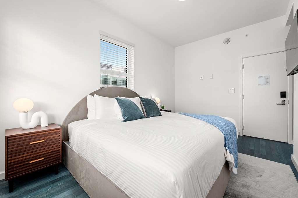 Global Luxury Suites at The Apex Miami - photo 48