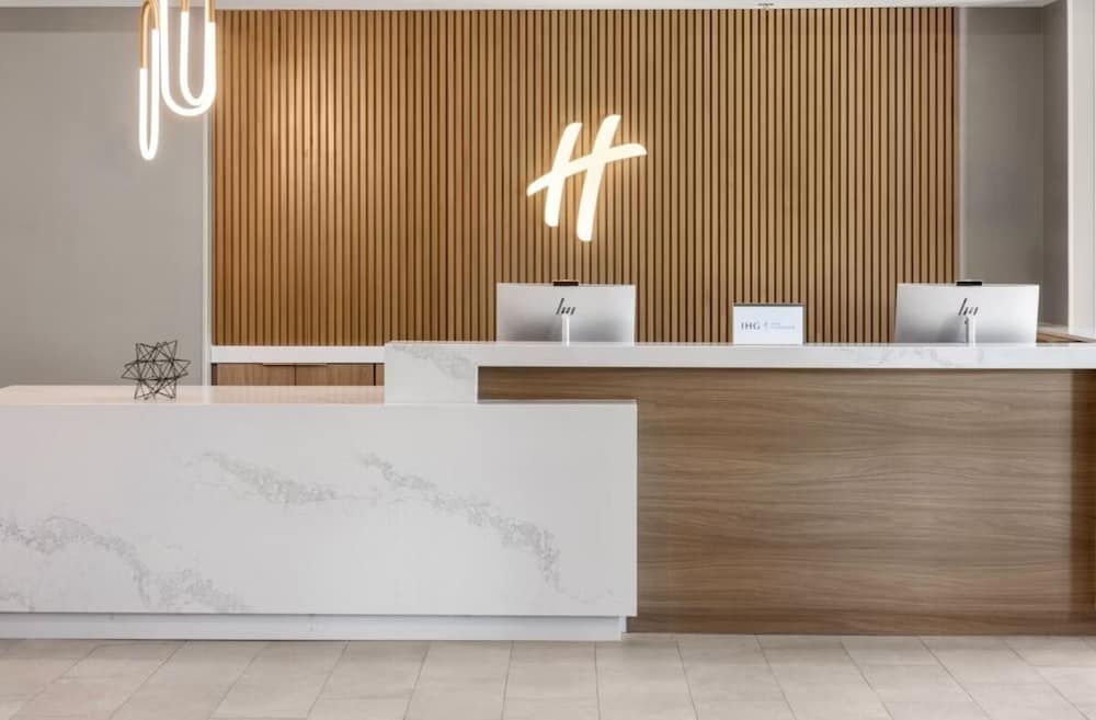 Holiday Inn & Suites Columbia NE Ft Jackson Area by IHG - photo 37
