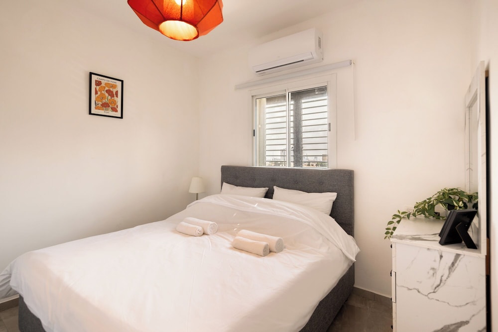 Stella Maris views Vista apartments by Sea N' Rent — 4-Star Luxury Hotel in Haifa, Israel