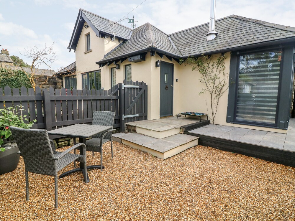 5 Lake House — 4-Star Luxury Hotel in Lancaster, United Kingdom
