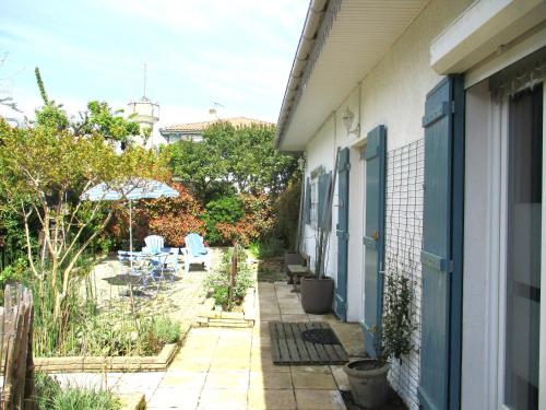 Gîte Les2minettes Au Bout De La Rue À 600M C’est La Mer in Andernos-Les-Bains, France