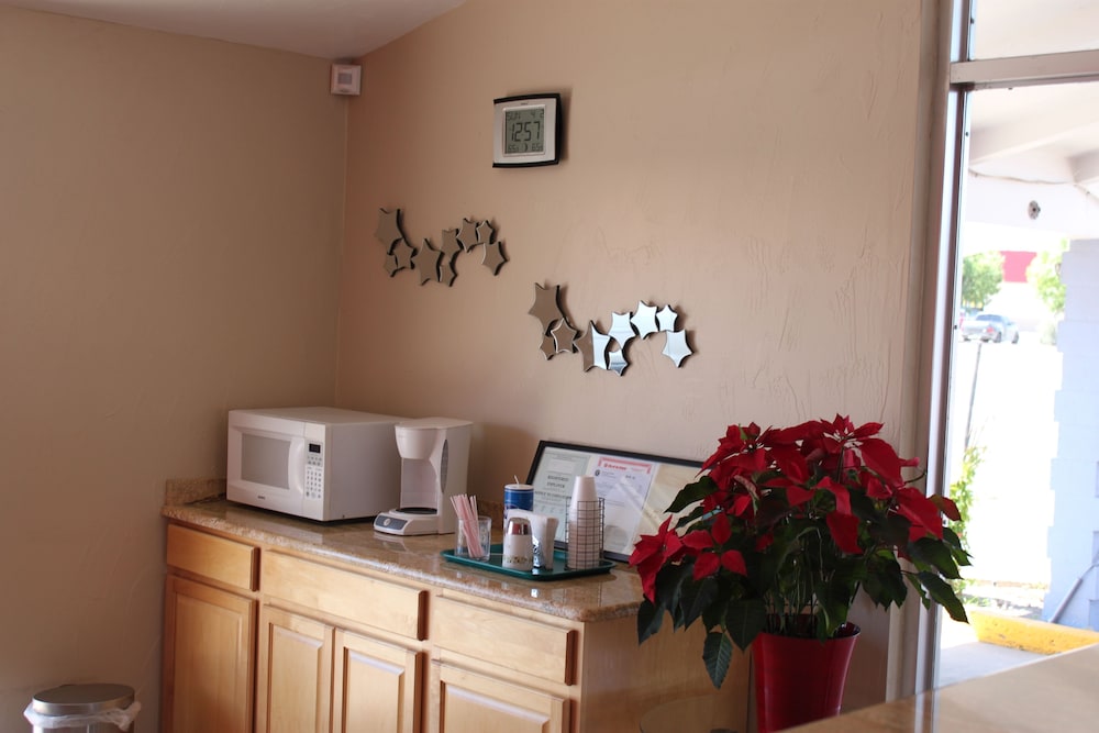 Century 21 Motel - photo 3