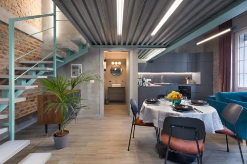 Design Loft Bicocca a pochi passi da BICOCCA M5 — 4-Star Luxury Hotel in Milan, Italy