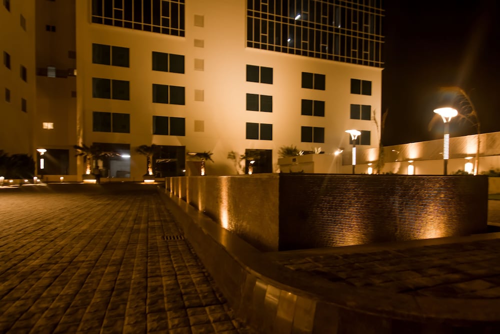 Lemon Tree Hotel Sector 60 Gurugram in Sohna, India