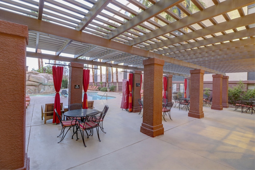 Hampton Inn Tropicana - photo 39
